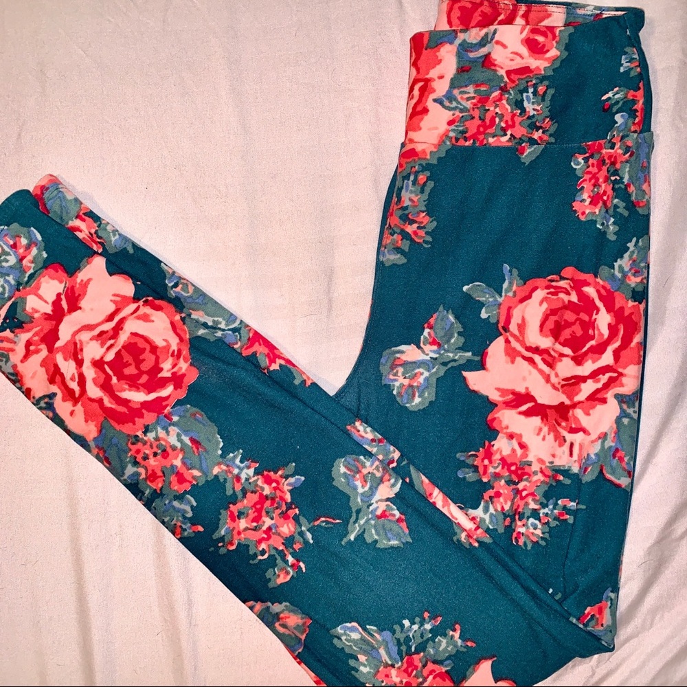 Three pair of Lularoe leggings all OS